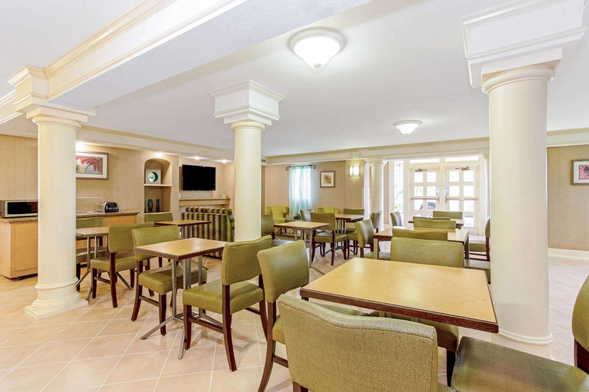 La Quinta Inn By Wyndham Orlando Airport West Luaran gambar